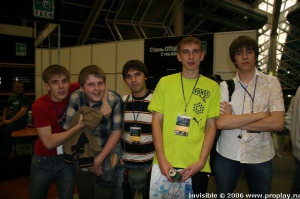 ����� � es4x