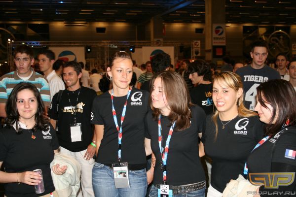 ������ ������ Gabbanna,Cavalli, Gucci etc ����� ������� Qpad