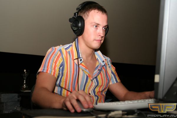 Izixhidi - ������� ��������� ���� ����� ������ Pomi � ������ ���������� �� Starcraft