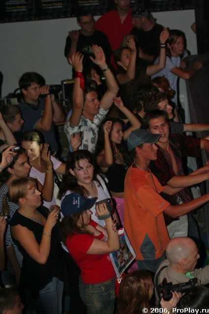 ��-��-��!