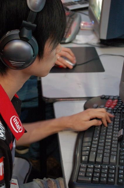 ����� wNv � ��� z-board