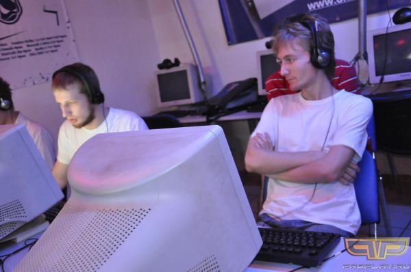 Xenitron ������ �� ��������