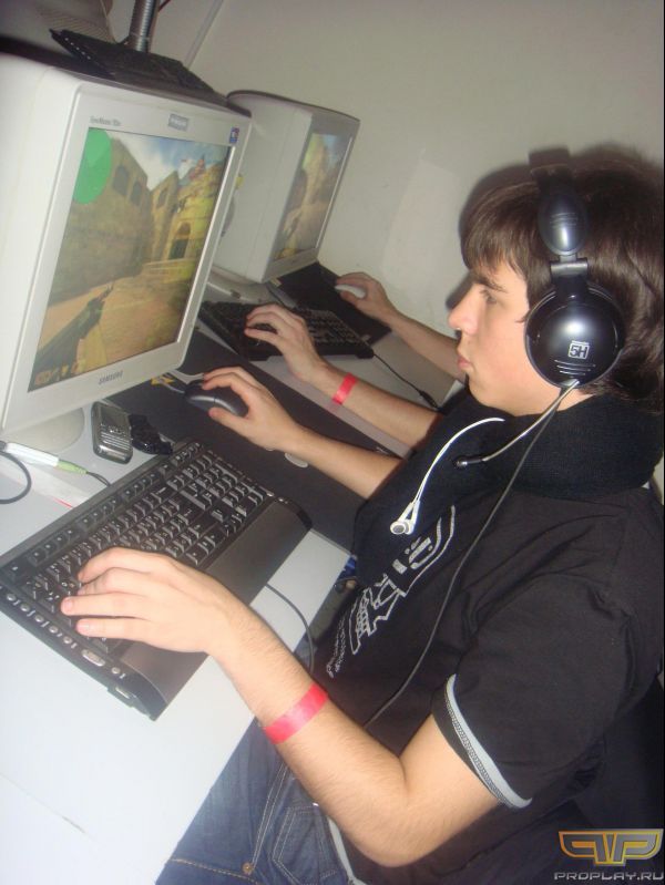 HellRaisers v0lt �� ����� ���������� ����� ������ �������