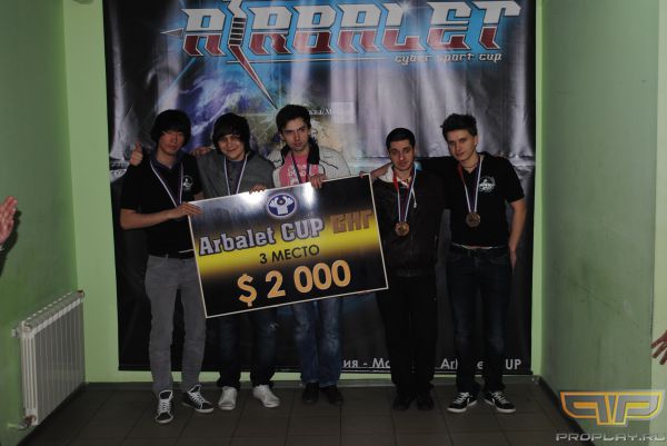 3 ����� - UNiTED!