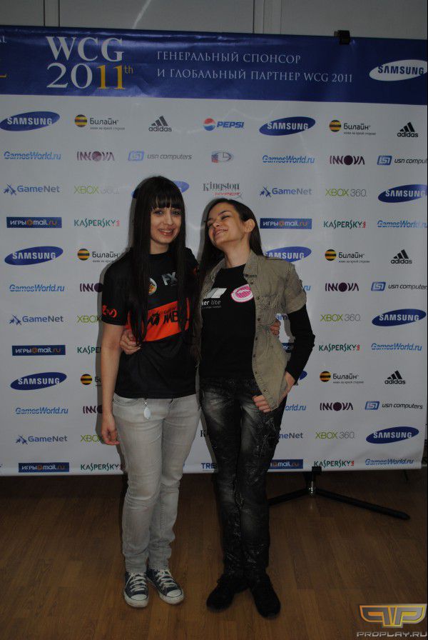 C������������