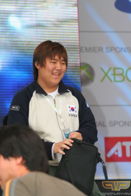 JulyZerg ��������� ���, ���-����� �������... �����, ������, ��� �� �������� � ������.